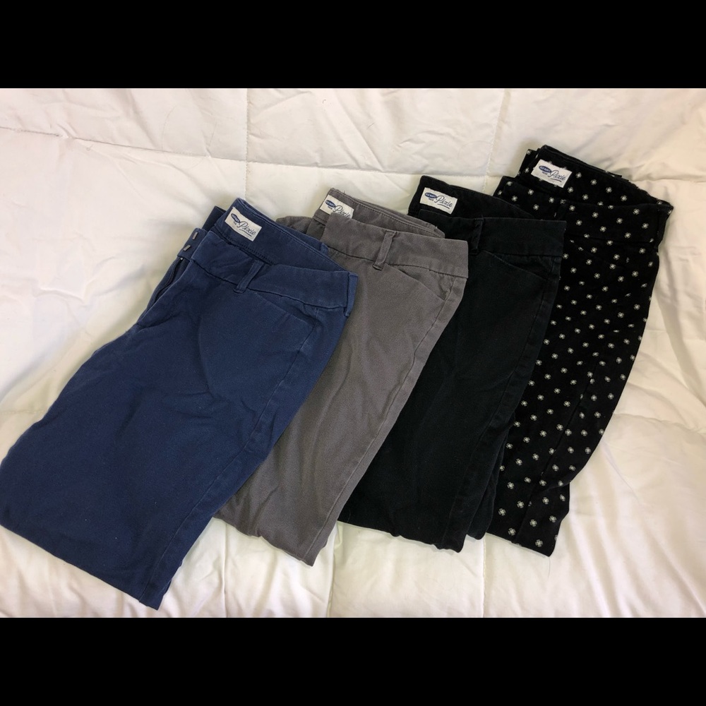 ⚡️Four Pairs of Pixie Cut Capris⚡️